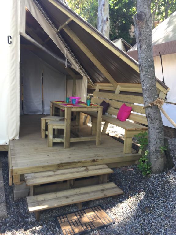 Camping Les Orangers San-Martino-di-Lota Pokoj fotografie